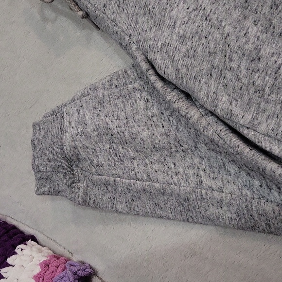 Victoria's Secret PINK Joggers - Picture 3 of 10